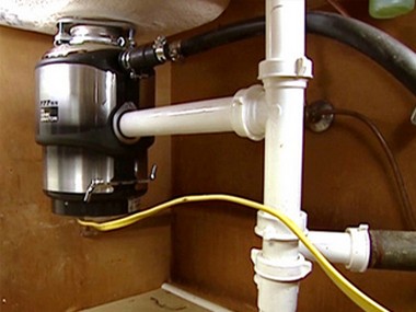 Local Federal Way garbage disposal repair near me in WA near 98023